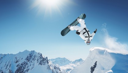 开云体育2026-西决生死战焦点战，湖人逆转骑士，一场改写历史的绝地反击